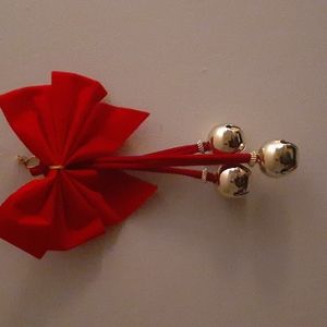 2 bow and bells wall,window,doorway, and mantel hangers